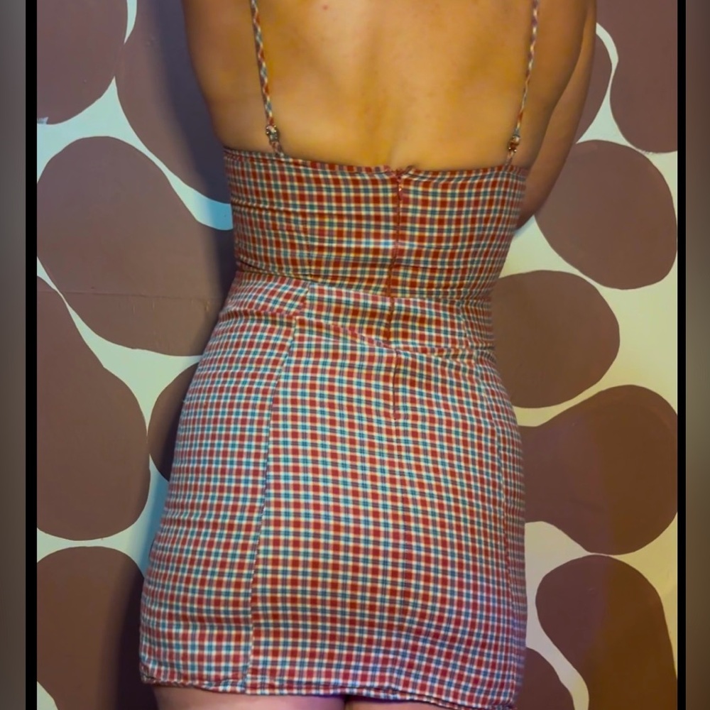 Small checkered mini dress slit leg